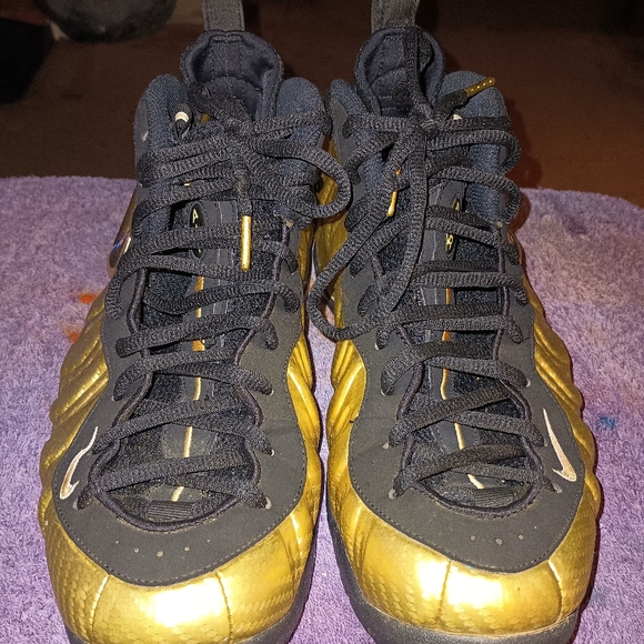Men's Foamposite basketball shoes - Picture 3 of 5